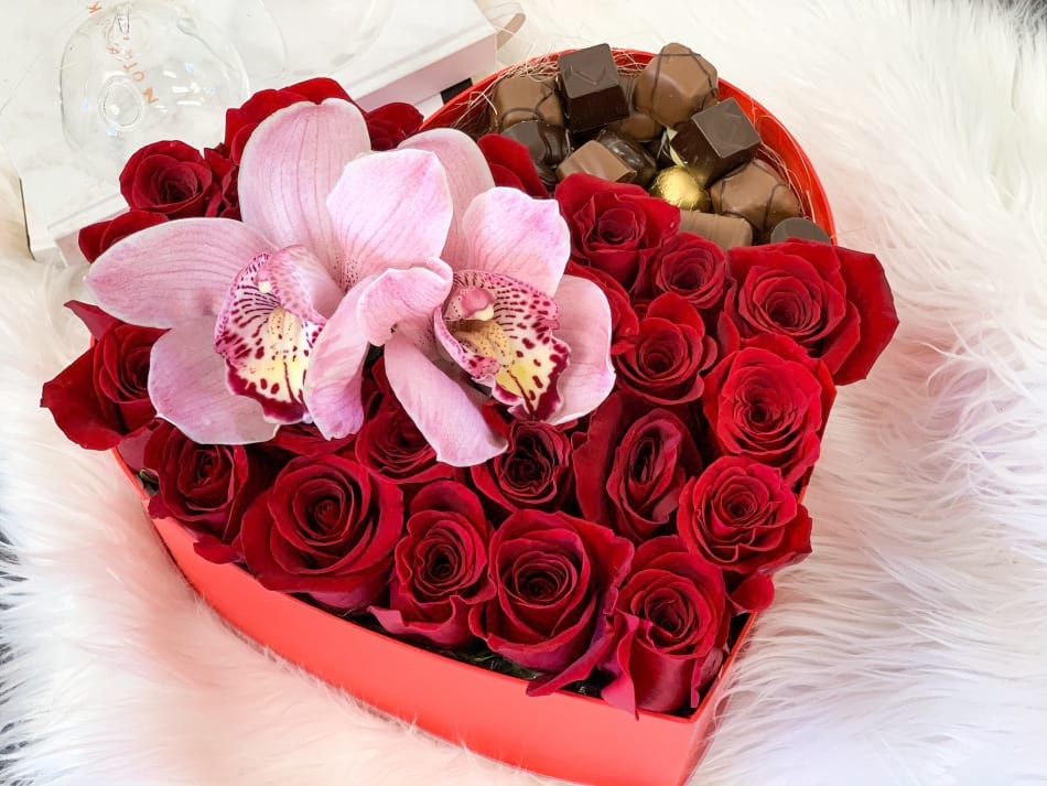 Gift Box With Red Roses And Godiva Chocolate